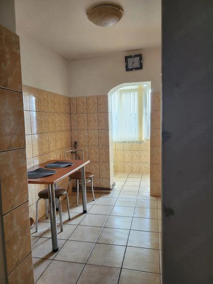 Apartament cu 2 camere decomandat în 9 Mai
