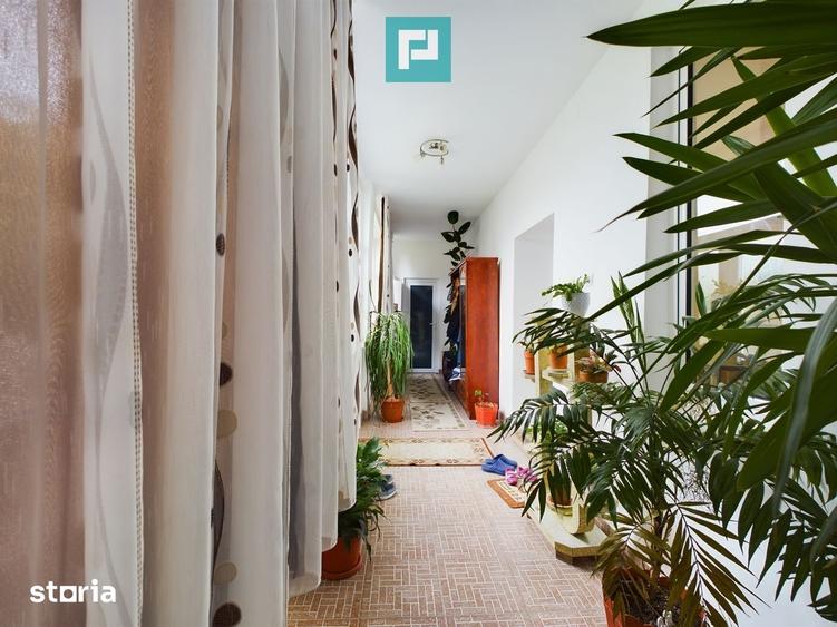 Casă cu 5 camere cu Teren 1440 Mp în Central