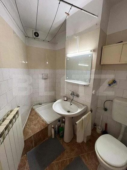 Apartament cu 5 camere decomandat în Central