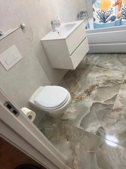 Apartament cu 2 camere decomandat în Giroc