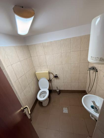 Casă individuală cu 7 camere cu Canalizare în Parcul Carol