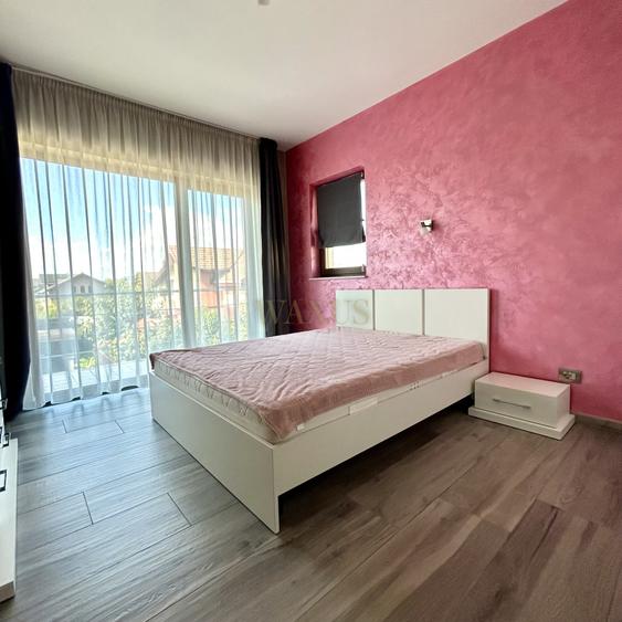 Casă individuală cu 6 camere cu Canalizare în Aeroport