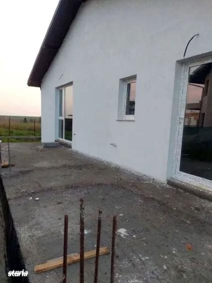 Casă cu 3 camere cu Teren 450 Mp în Cumpăna