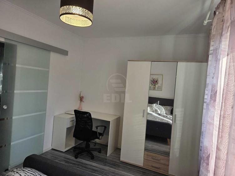 Apartament cu 2 camere semidecomandat în Plopilor
