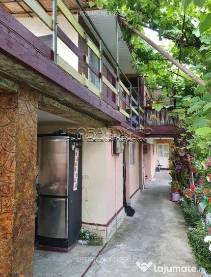 Casă cu 9 camere cu Teren 209 Mp în Eforie