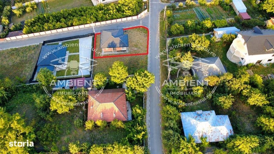 Casă cu 3 camere în Brodoc