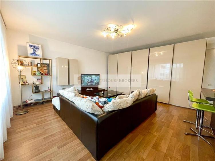 Apartament cu 2 camere semidecomandat, mobilat în Băneasa