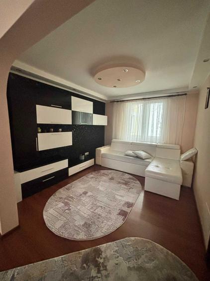 Apartament cu 4 camere decomandat în Ultracentral