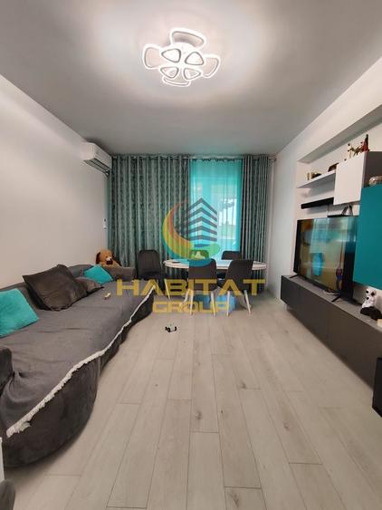 Apartament cu 4 camere decomandat, mobilat în Giurgiului