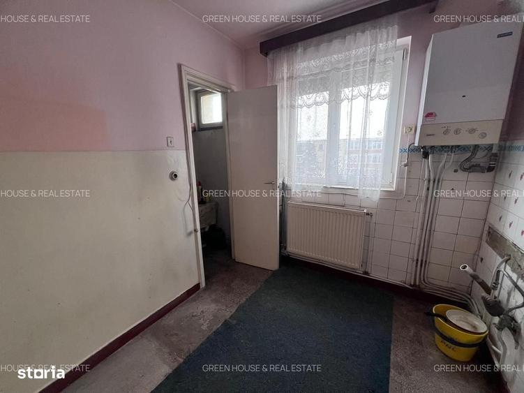 Apartament 2 camere, decomandat ,strada Nicolae Balcescu - 10