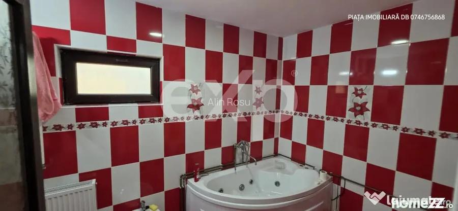 Vila P+2 cu Spa?iu Comercial ?i Teren 1000 mp Razvad - Razvad (Dambovita)