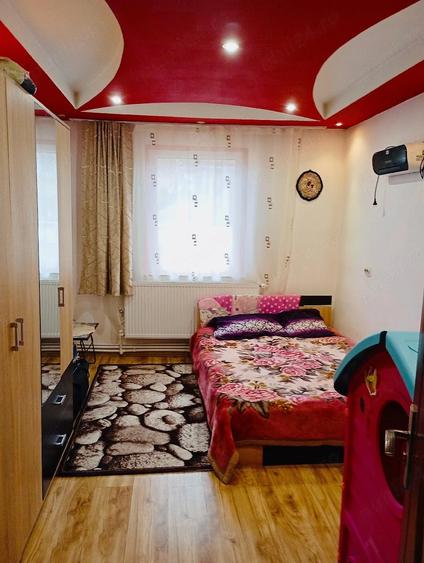 Casă cu Teren 500 Mp în Țebea