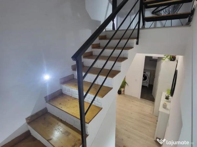 Casă cu 3 camere cu Teren 100 Mp în Central