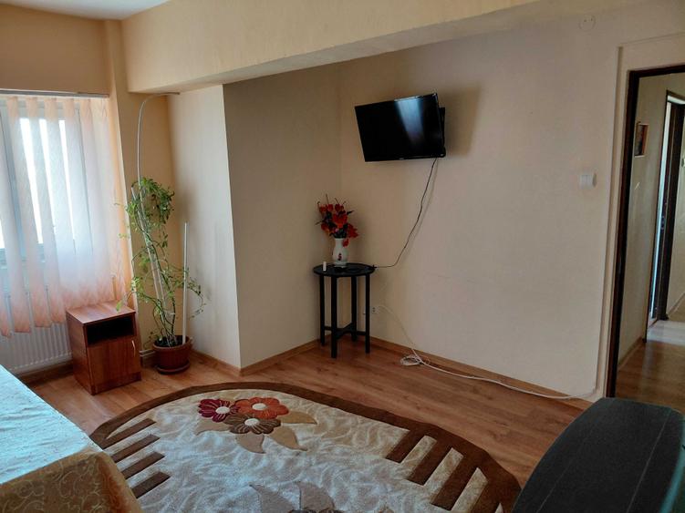 Apartament cu 2 camere decomandat în Ultracentral