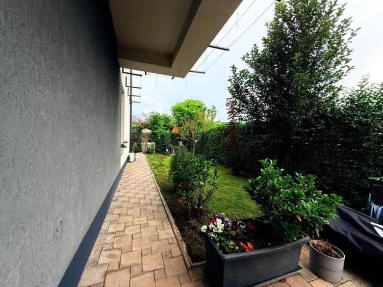 Duplex cu 4 camere cu Teren 210 Mp în Berceni