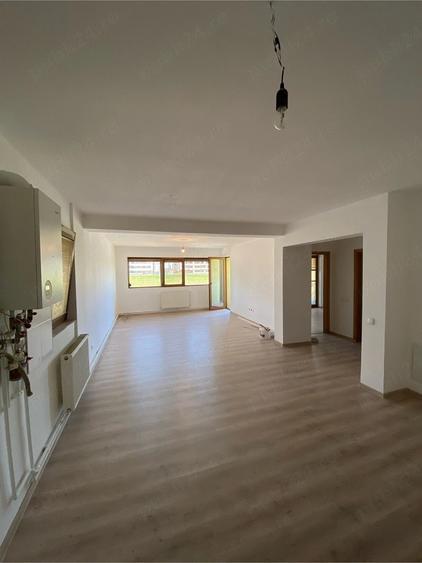 Apartament cu 3 camere în Chișoda