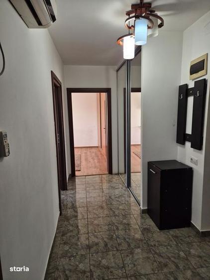 Apartament cu 2 camere decomandat în Calea București