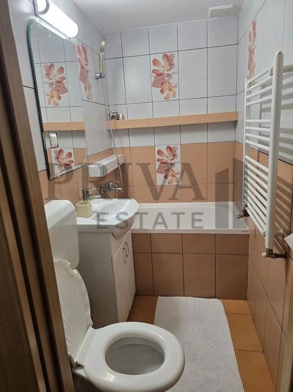 Apartament cu 2 camere nedecomandat în Complex Studențesc
