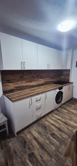 Apartament cu 2 camere decomandat în Colanu