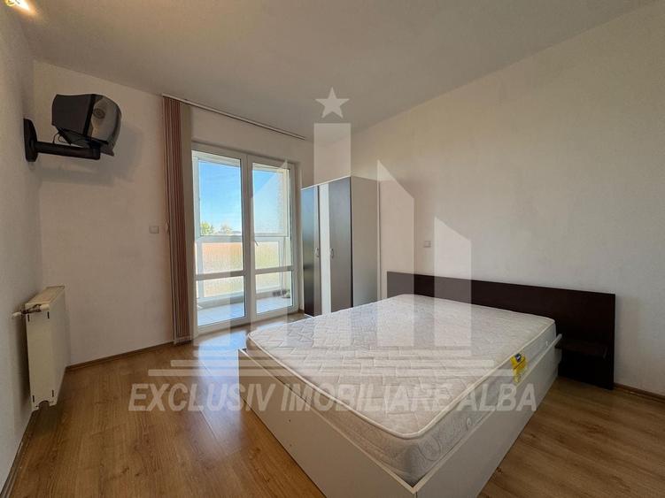 Apartament cu 3 camere decomandat, mobilat în Maier