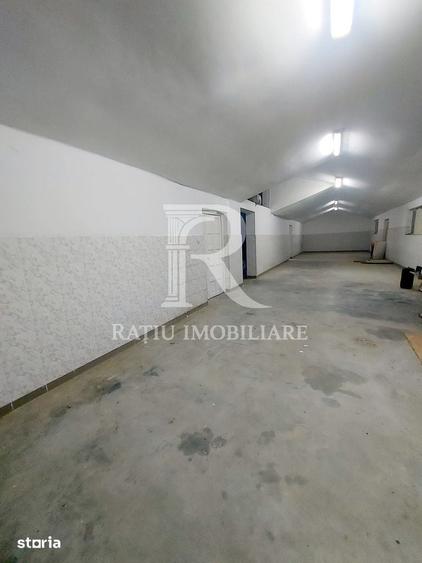 Spațiu comercial, de 850 mp, în Borș