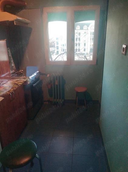 Garsonieră decomandată în Brazda lui Novac