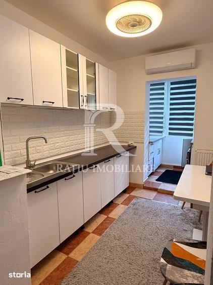 Apartament cu 3 camere în Decebal