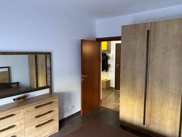 Apartament cu 2 camere decomandat în Calea Călărașilor
