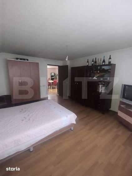 Casă cu 6 camere cu Teren 539 Mp în Central