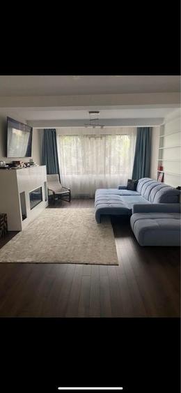 Casă cu 4 camere cu Teren 325 Mp în Tunari