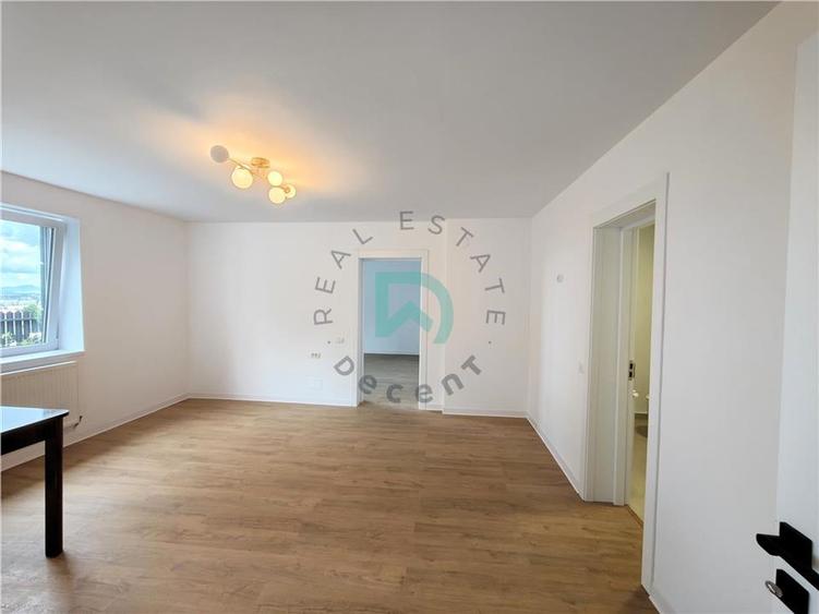 Apartament cu 2 camere nedecomandat în Centrul Istoric