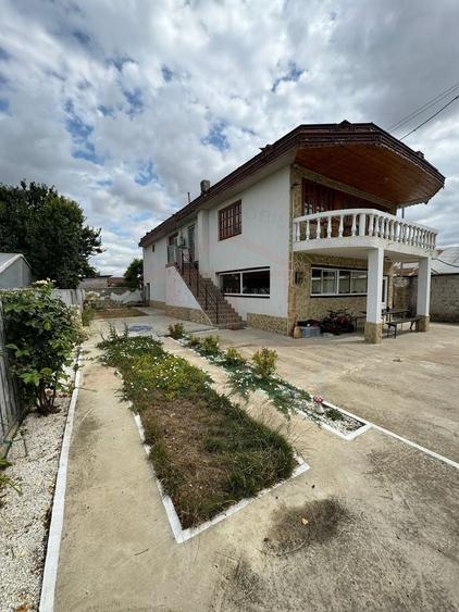 Casă individuală cu 2 camere cu Canalizare în Cuza Vodă