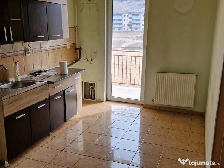 Garsonieră decomandată în Florești