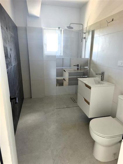 Apartament cu 2 camere decomandat în Vișan