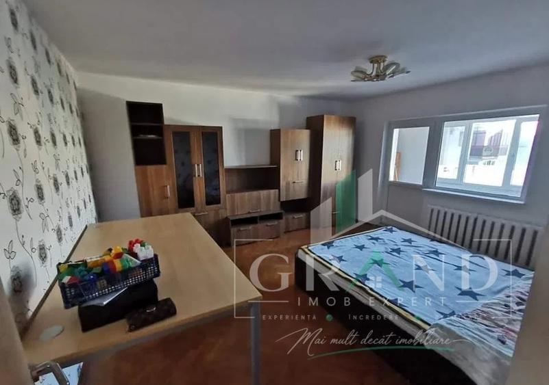 Apartament cu 3 camere decomandat, mobilat în Mărăști