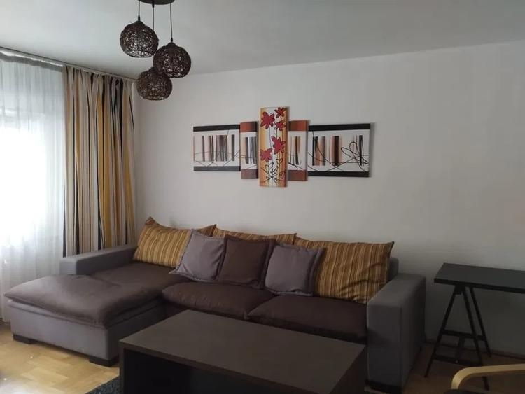 Apartament cu 2 camere decomandat, mobilat în Eroii Revoluției