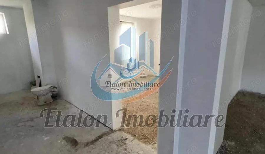 Apartament cu 3 camere decomandat în Calea Romanului