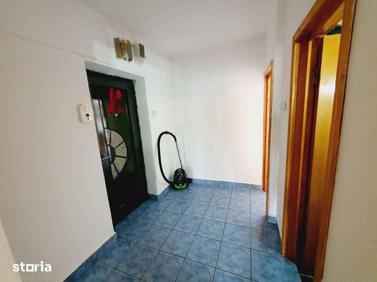 Apartament cu 2 camere decomandat în Tătărași