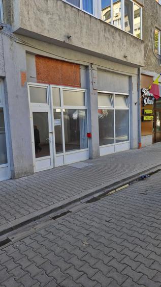 Spațiu comercial, de 60 mp, în Rogerius