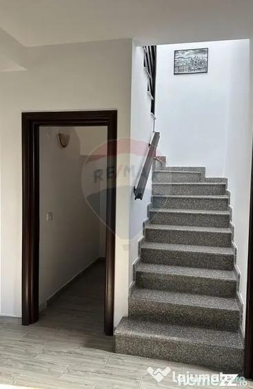 Casă cu 4 camere cu Teren 622 Mp în Girov