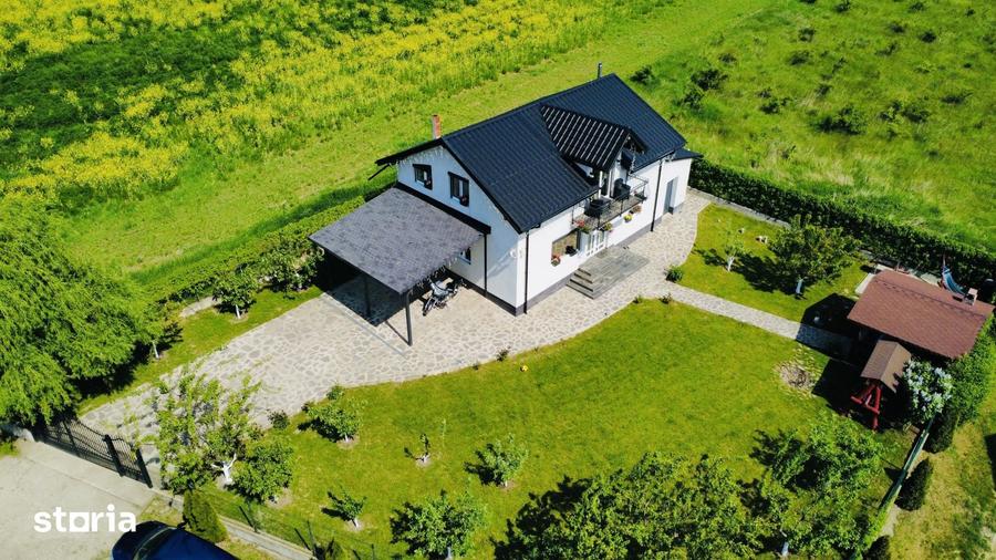 Casa Spectaculoasa cu Priveliste Superba - 11