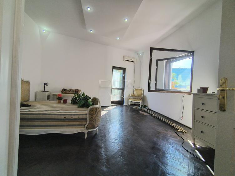 Apartament cu 3 camere decomandat în Centrul Civic