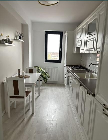 Apartament cu 2 camere nedecomandat în Central