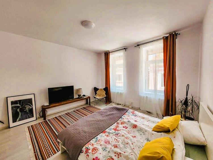 Casă individuală cu 2 camere cu Teren 12 Mp în Central
