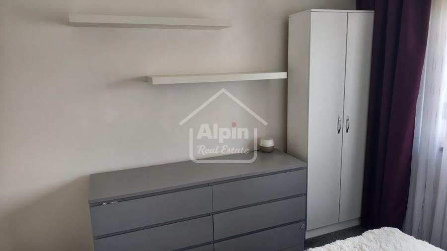 Apartament cu 2 camere decomandat, mobilat în Tractorul