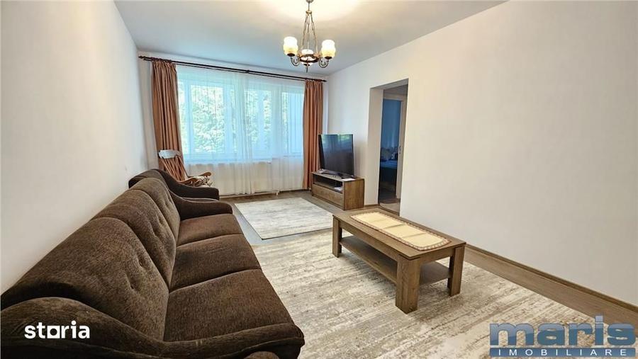 Apartament cu 3 camere, mobilat în 22 Decembrie 1989