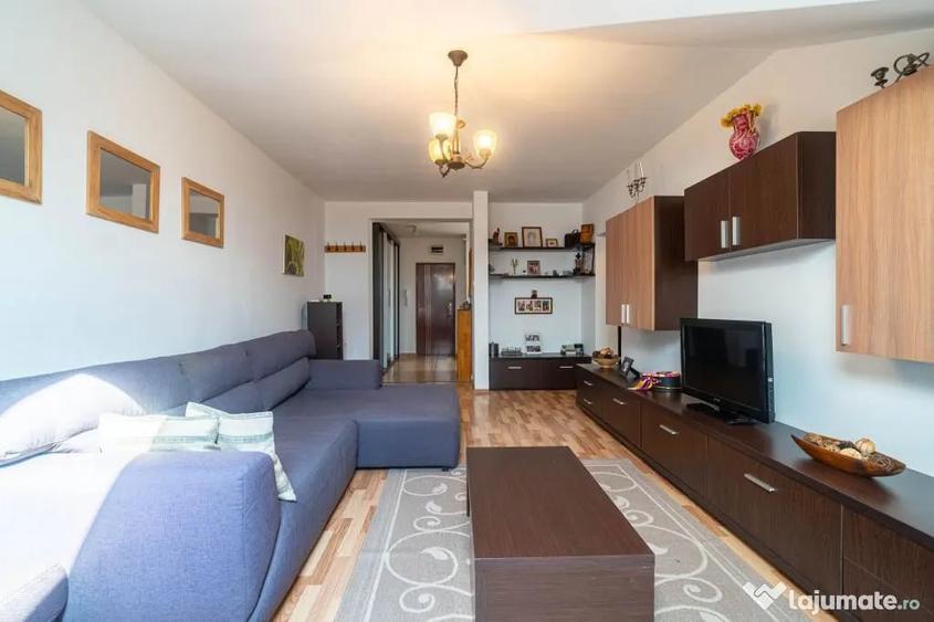 Apartament cu 2 camere semidecomandat în Central