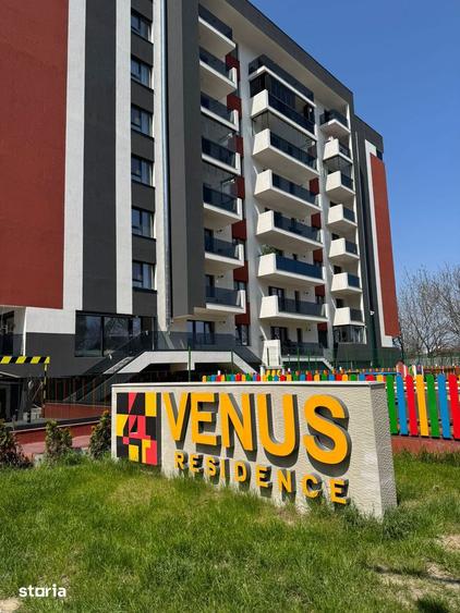 Apartament cu 2 camere decomandat în Apărătorii Patriei