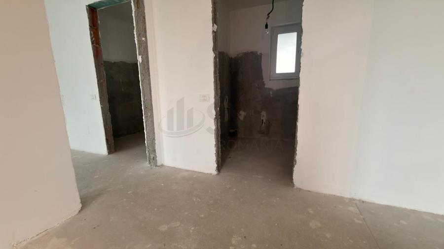 Casă individuală cu 3 camere cu Canalizare în Central