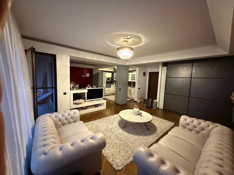 Apartament cu 2 camere decomandat în Bucium